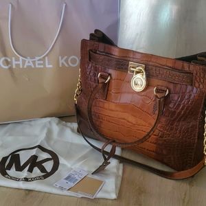 NWT Michael Kors Hamilton bag, never used